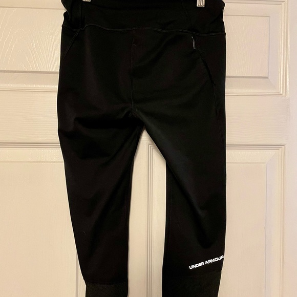 Capri Under Armour work out leggings - Picture 1 of 2